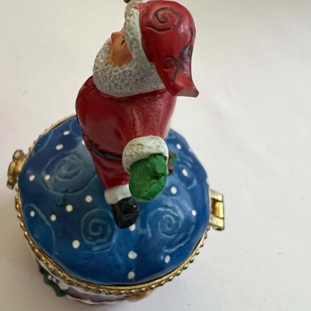 Santa metal trinket box - Picture 5 of 6
